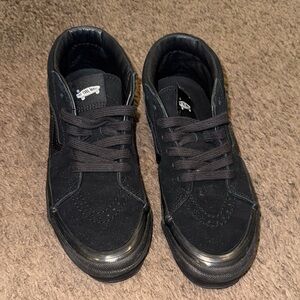 Vans Men's Black Suede Sneakers